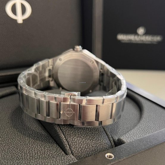 Baume-Mercier-Riviera-2