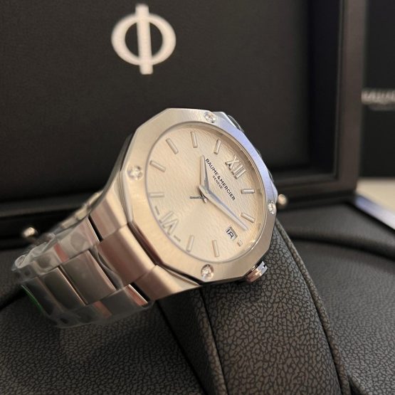 Baume-Mercier-Riviera-3