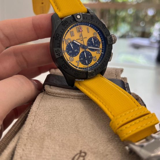 Breitling-Avenger-35