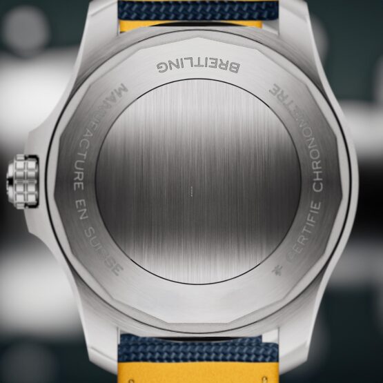 Breitling-Avenger-41