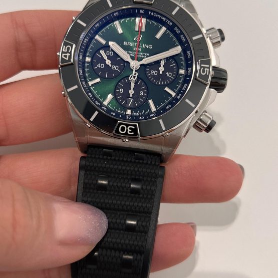 Breitling-Chronomat-12