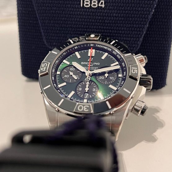 Breitling-Chronomat-13