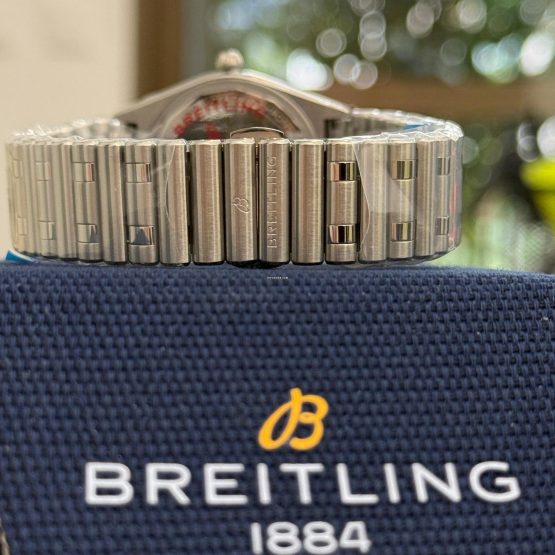 Breitling-Chronomat-25