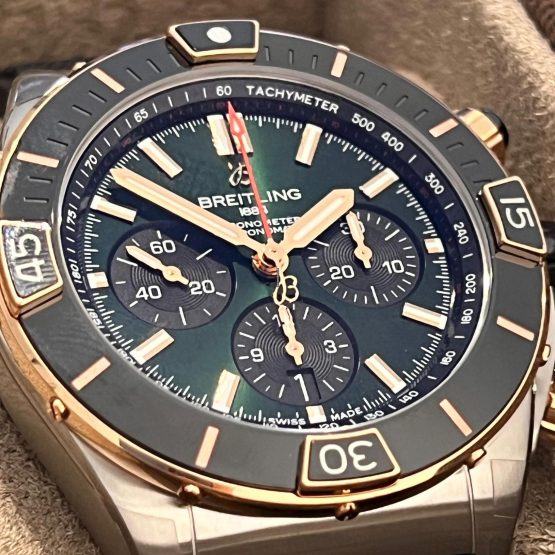 Breitling-Chronomat-44-5