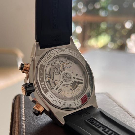 Breitling-Chronomat-44-9