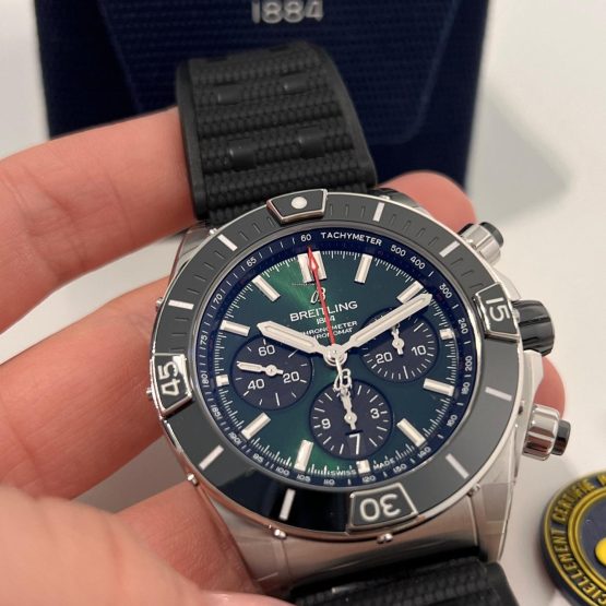 Breitling-Chronomat-9