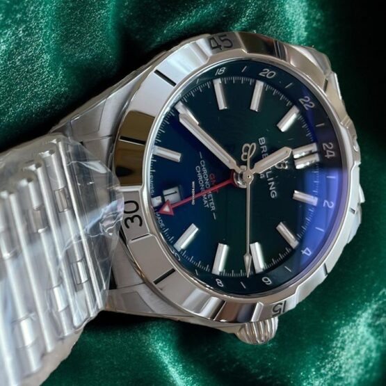 Breitling-Chronomat-GMT-17