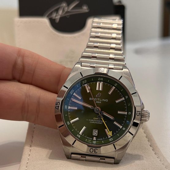 Breitling-Chronomat-GMT-22