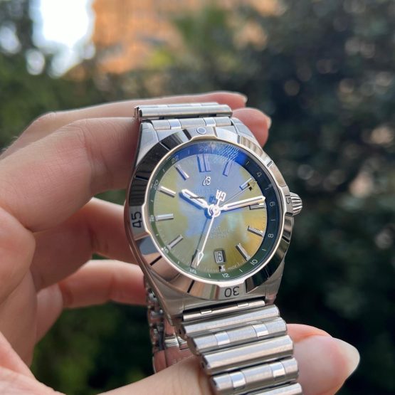 Breitling-Chronomat-GMT-28