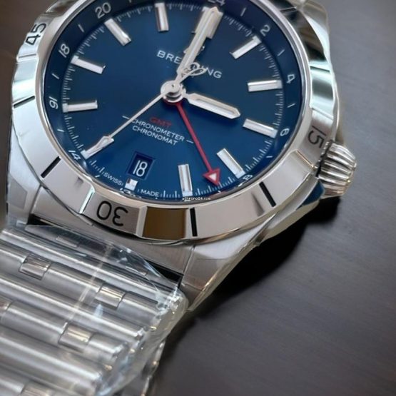 Breitling-Chronomat-GMT-6