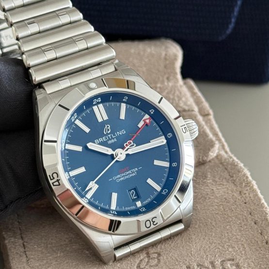 Breitling-Chronomat-GMT-9