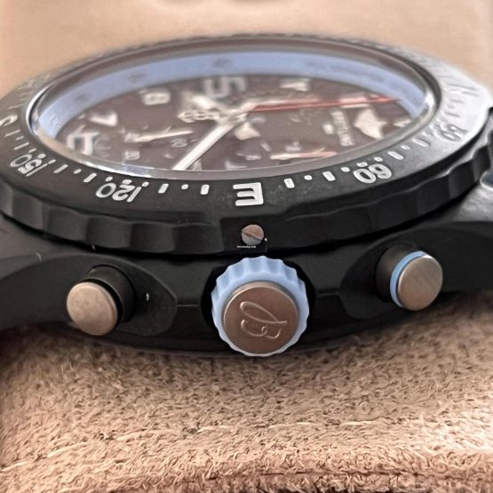 Breitling-Endurance-Pro-14