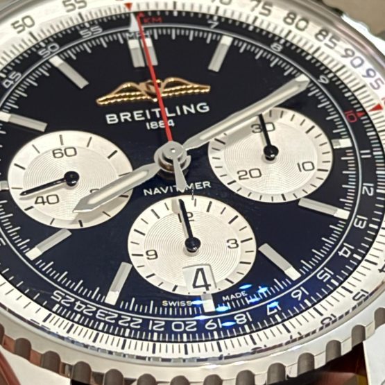 Breitling-Navitimer-1-B01-Chronograph-11