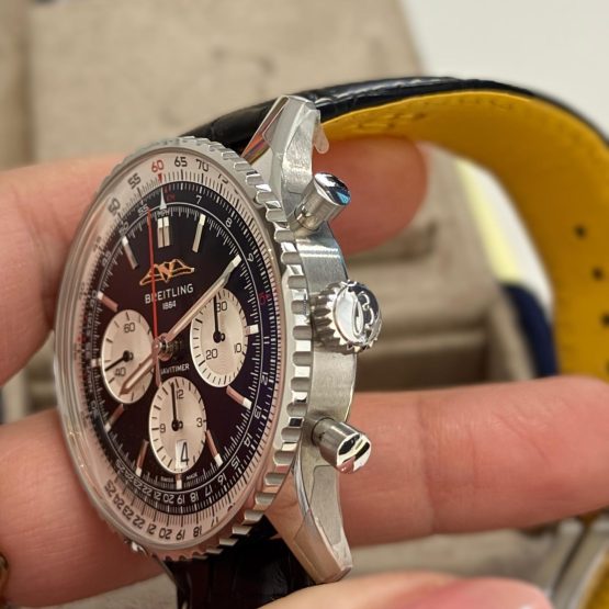 Breitling-Navitimer-1-B01-Chronograph-14