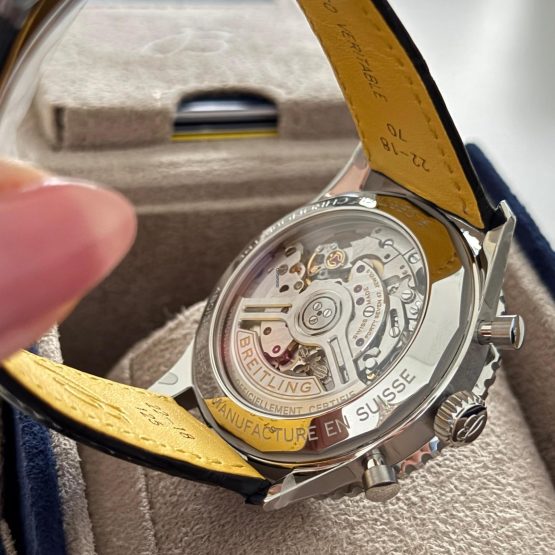 Breitling-Navitimer-1-B01-Chronograph-17