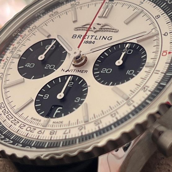 Breitling-Navitimer-1-B01-Chronograph-38