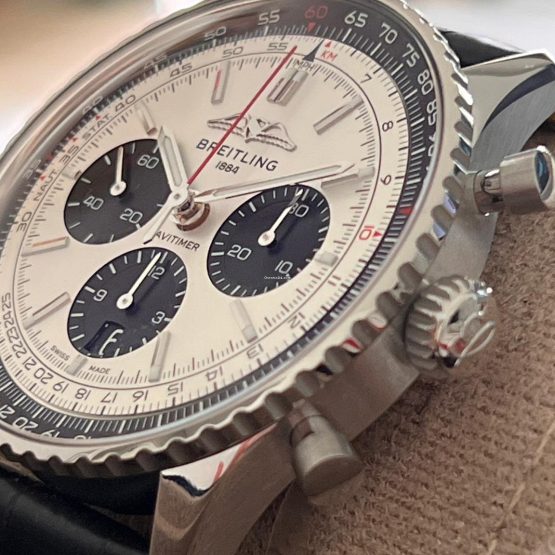 Breitling-Navitimer-1-B01-Chronograph-40