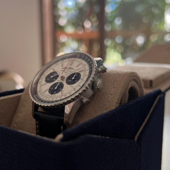 Breitling-Navitimer-1-B01-Chronograph-45