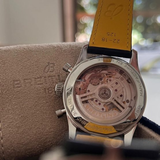 Breitling-Navitimer-1-B01-Chronograph-48