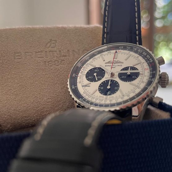 Breitling-Navitimer-1-B01-Chronograph-49