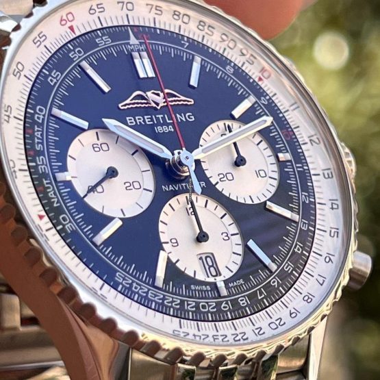Breitling-Navitimer-1-B01-Chronograph-54