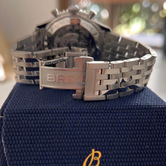 Breitling-Navitimer-1-B01-Chronograph-59