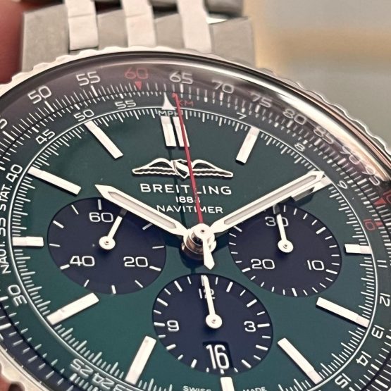 Breitling-Navitimer-1-B01-Chronograph-61