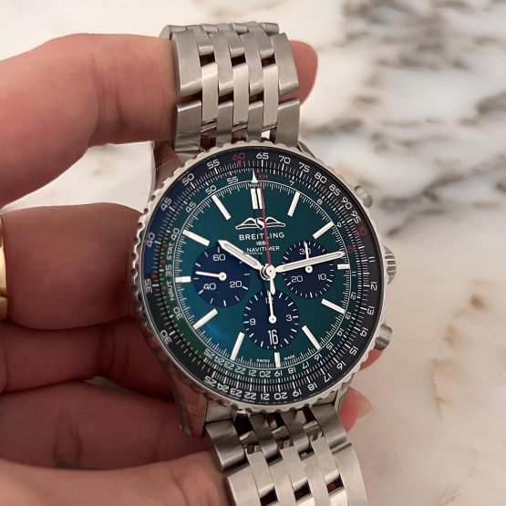 Breitling-Navitimer-1-B01-Chronograph-62