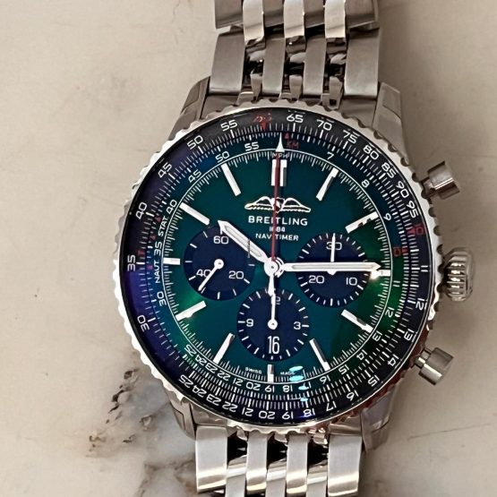 Breitling-Navitimer-1-B01-Chronograph-67
