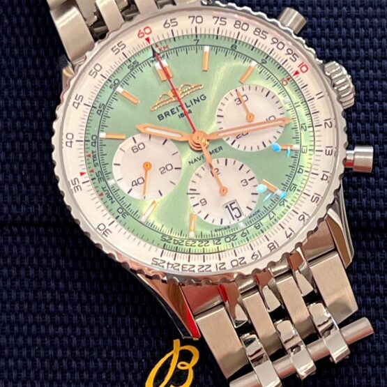 Breitling-Navitimer-1-B01-Chronograph-75