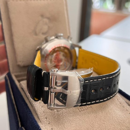 Breitling-Navitimer-1-B01-Chronograph-87