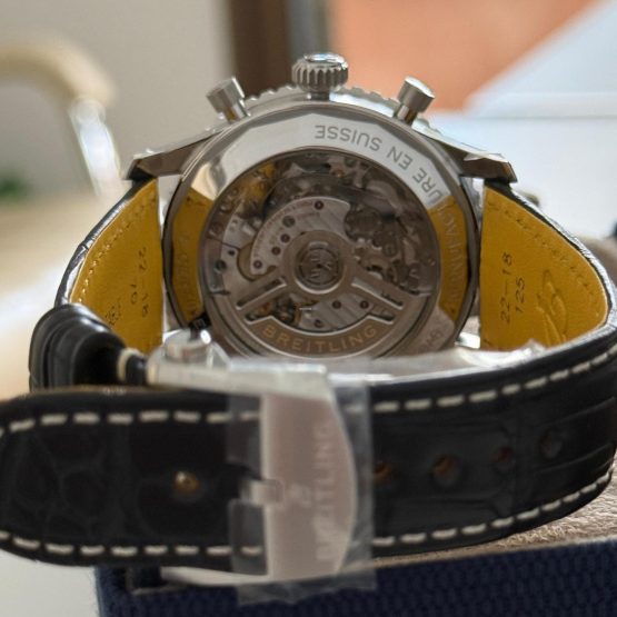 Breitling-Navitimer-1-B01-Chronograph-9