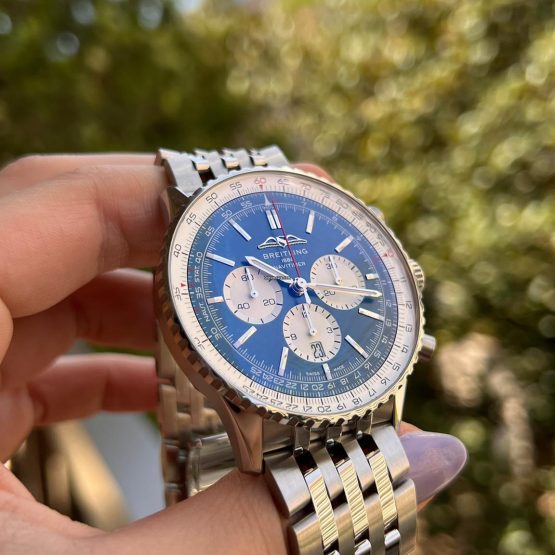 Breitling-Navitimer-1-B01-Chronograph-96