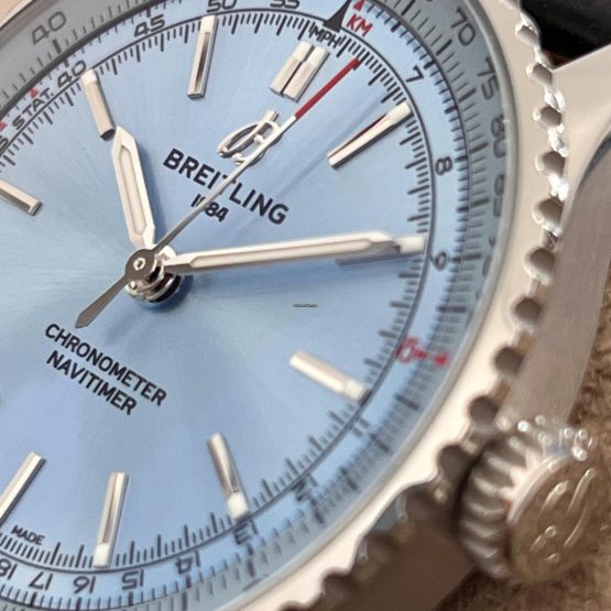 Breitling-Navitimer-27
