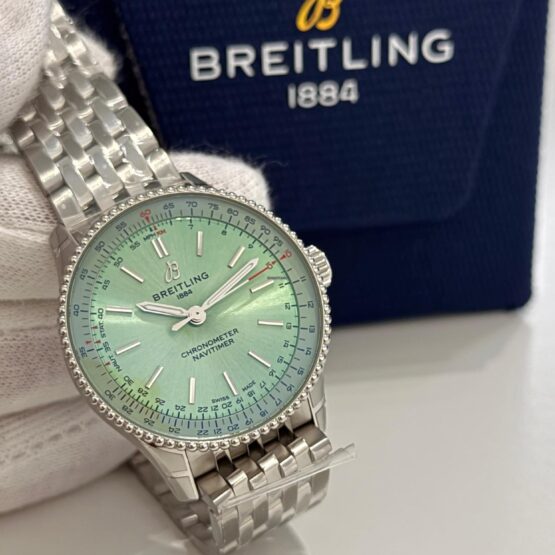 Breitling-Navitimer-4