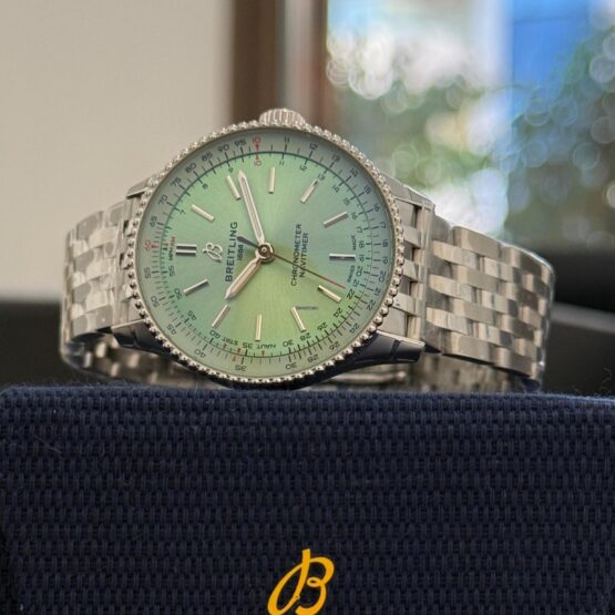 Breitling-Navitimer-5