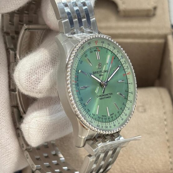 Breitling-Navitimer-7