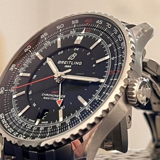 Breitling-Navitimer-GMT-2