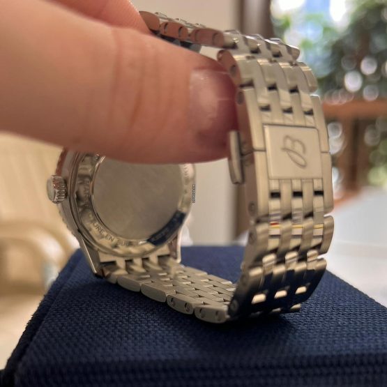 Breitling-Navitimer-GMT-4