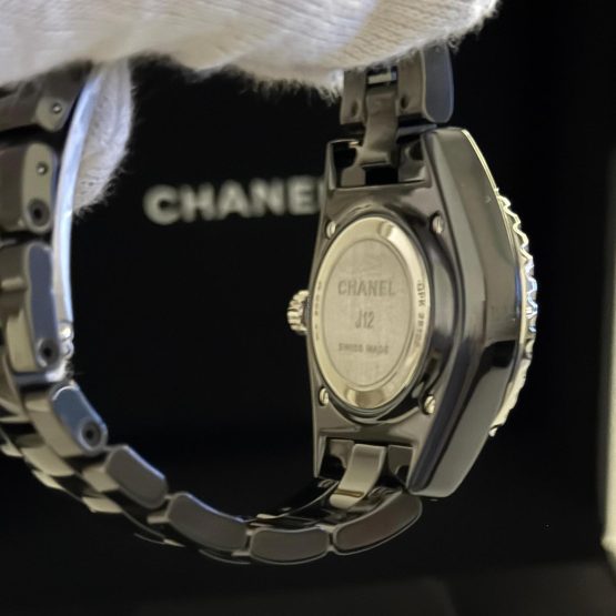 Chanel-J12-20