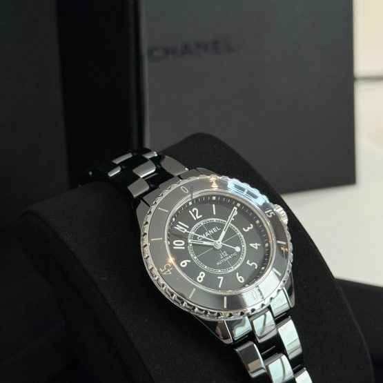 Chanel-J12-39