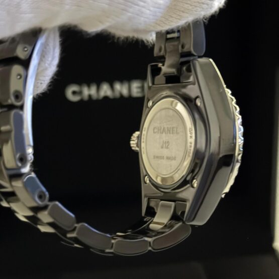 Chanel-J12-4