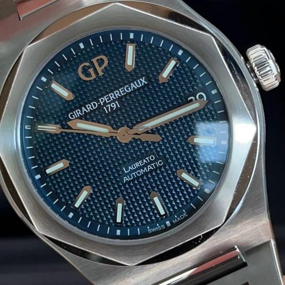 Girard-Perregaux-Laureato-15