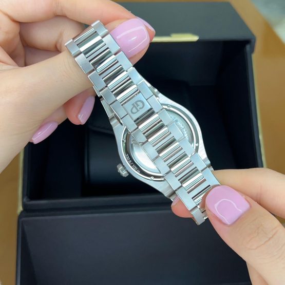 Girard-Perregaux-Laureato-19