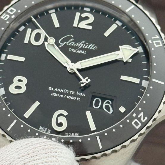 Glashytte-Original-SeaQ