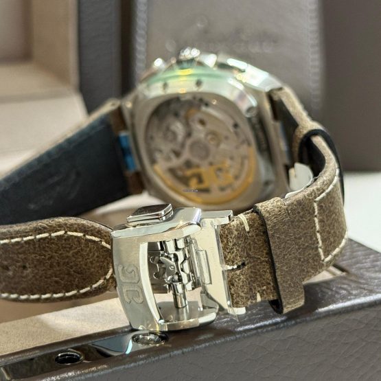 Glashytte-Original-Seventies-Chronograph-Panorama-Date-2