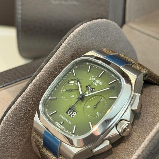 Glashytte-Original-Seventies-Chronograph-Panorama-Date-4