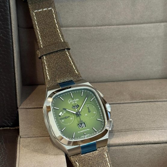 Glashytte-Original-Seventies-Chronograph-Panorama-Date-5