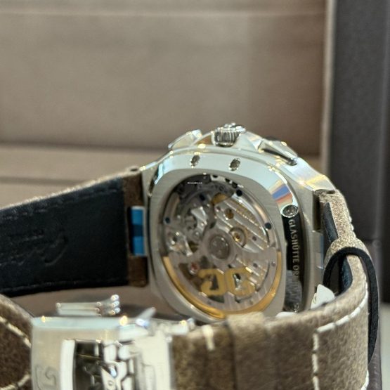 Glashytte-Original-Seventies-Chronograph-Panorama-Date-6