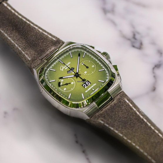 Glashytte-Original-Seventies-Chronograph-Panorama-Date